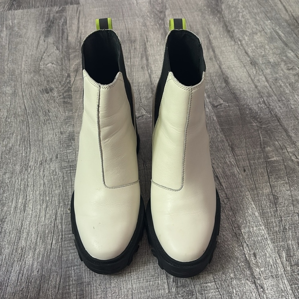 Sorel Brex Heel Chelsea Bootie